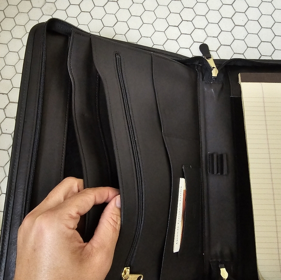 Vintage Coach leather folio - Picture 14 of 14